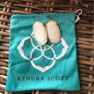 Kendra Scott Large Danielle Earrings